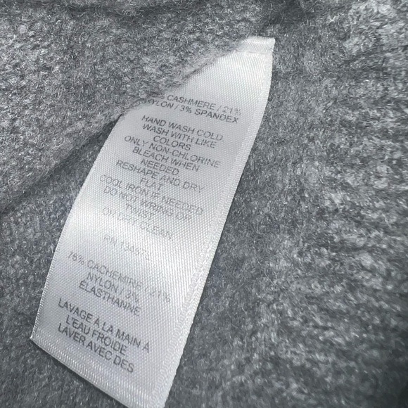 Vineyard Vines cashmere gray black Tonal Fair Isle Crew Sweater Medium - Picture 3 of 4